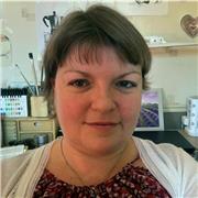 Rédactrice technique expérimentée et certifiée TOSA donne cours de Photoshop, Illustrator, Indesign, Procreate en ligne ou à domic